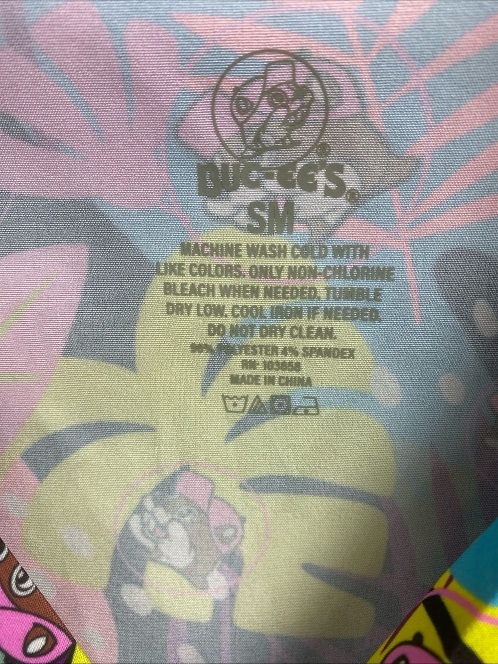 Buc-ee’s Men's Tropical Camper Button Up Polo Shirt Multicolor SM/Med Bright - Picture 3 of 7